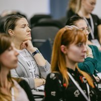 Predavanje 'Imaju li i muškarci poremećaje hranjenja?'