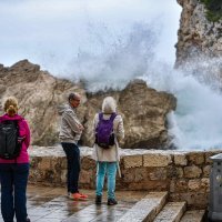 Dubrovačke zidine pod vodom