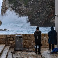 Dubrovačke zidine pod vodom