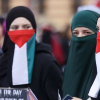 Skup podrške Palestini ispred Gradske vijećnice u Sarajevu