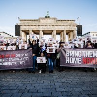 Prosvjed solidarnosti s Izraelom u Berlinu