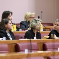 Oporba ometa Plenkovića u Saboru