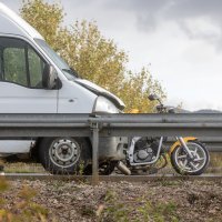 Sudar motocikla i kombija kod Gospića