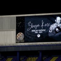 Koreografija s likom Mislava Vučetića tijekom utakmice Dinamo - Viktoria Plzen