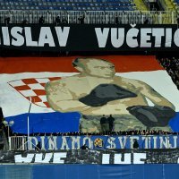 Koreografija s likom Mislava Vučetića tijekom utakmice Dinamo - Viktoria Plzen