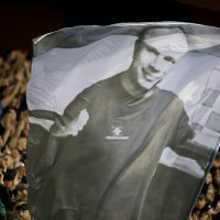 Koreografija s likom Mislava Vučetića tijekom utakmice Dinamo - Viktoria Plzen