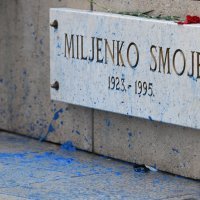 Bojom zaliven spomenik Miljenku Smoji