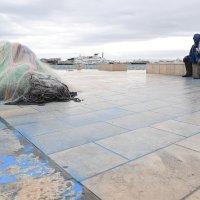 Bojom zaliven spomenik Miljenku Smoji