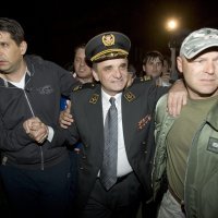 Glavašev odlazak u pritvor 2007.