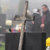 Zagrepčani obilaze groblja