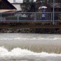 Škofja Loka: Zbog poplava oštećen most na Sori u selu Suha