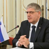 Davor Božinović, Matteo Piantedosi i Boštjan Poklukar nakon sastanka u Trstu