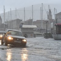Poplavljene prometnice Trogira i Čiova