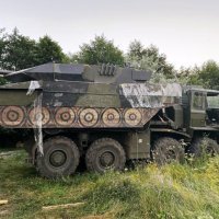 Lažni Leopard na kamionu Foden 8×6 Multilift