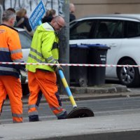 Automobilom uništio cijelu tramvajsku stanicu u Branimirovoj ulici