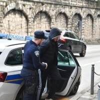 Privođenje Luke Burazera