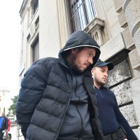 Privođenje Luke Burazera