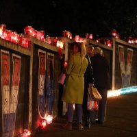 Rijeka: Građani pale svijeće uz mural Vukovaru