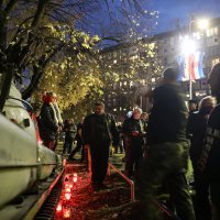 Osijek: Motoristi stigli kod crvenog Fiće gdje su zapalili svijeće za Vukovar