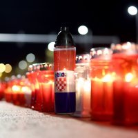 Paljenje svijeća za Vukovar u Zagrebu