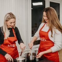 Dora Jagodic i Natalija Barać