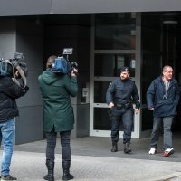 Pretres ispred javne garaže na Kvaternikovom trgu