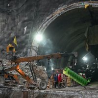 Spašavanje radnika iz urušenog tunela u Indiji