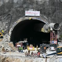 Spašavanje radnika iz urušenog tunela u Indiji