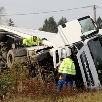 Sudar kombija i kamiona u Črnecu Dugoselskom