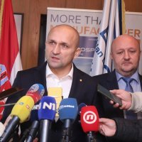 Sastanak Anušića i Debeljaka