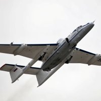 M-55 je nastao kao visinski izviđački avion po uzoru na američki U-2