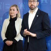 Tomislav Tomašević i Regina M. Castillo iz UNICEF-a potpisali sporazum o poticajnom okruženju u školama