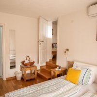 Kuća za odmor Vallirea, Kaptol