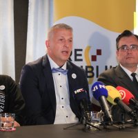 Damir Vanđelić je osnovao stranku