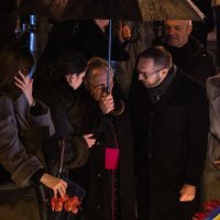 Gradonačelnik Tomašević i Nikolina Brnjac upalili prvu adventsku svijeću na Manduševcu