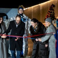 Gradonačelnik Tomašević otvorio Ledeni park na Tomislavcu