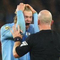 Manchester City - Tottenham, Haaland napad na suca, 3.12.2023.