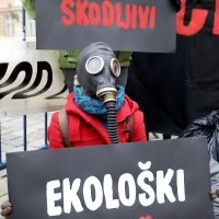 Prosvjed protiv Centara za gospodarenjem otpadom