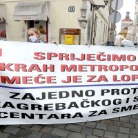 Prosvjed protiv Centara za gospodarenjem otpadom