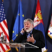 Aleksandar Vučić i Steve Wozniak