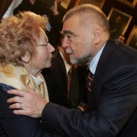 Savka Dabčević Kučar, Stjepan Mesić