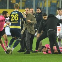 Faruk Koca napao je suca Halila Umuta Melera