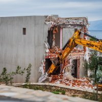 Rušenje vile Frane Barbarića na Hvaru