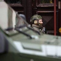 Antiteroristički policajci doveli osumnjičene krijumčare na sud