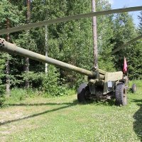 U sastavu gvajanske vojske je sovjetski top M46 kakav se može vidjeti na vojnom otpadu