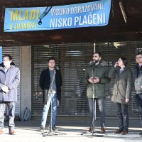 Prosvjed ispred Filozofskog fakulteta