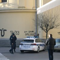 Ustaški grafiti na pravoslavnoj crkvi u Bjelovaru