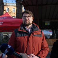 Peđa Grbin na blagdanskom druženju u Puli