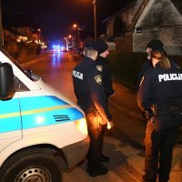 Pješak poginuo u naletu automobila u Bjelovaru
