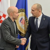 Bojnik Lukan i ministar Anušić
